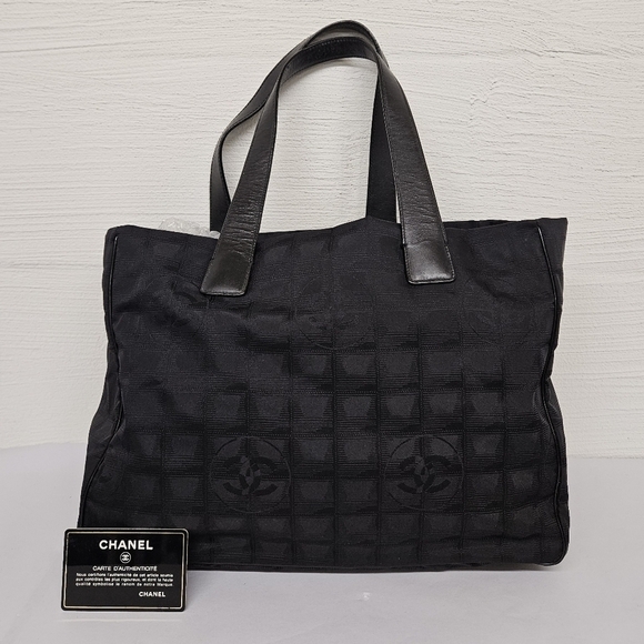 CHANEL 2002 Travel Ligne Monogram Tote Bag in Black Nylon - Picture 1 of 16